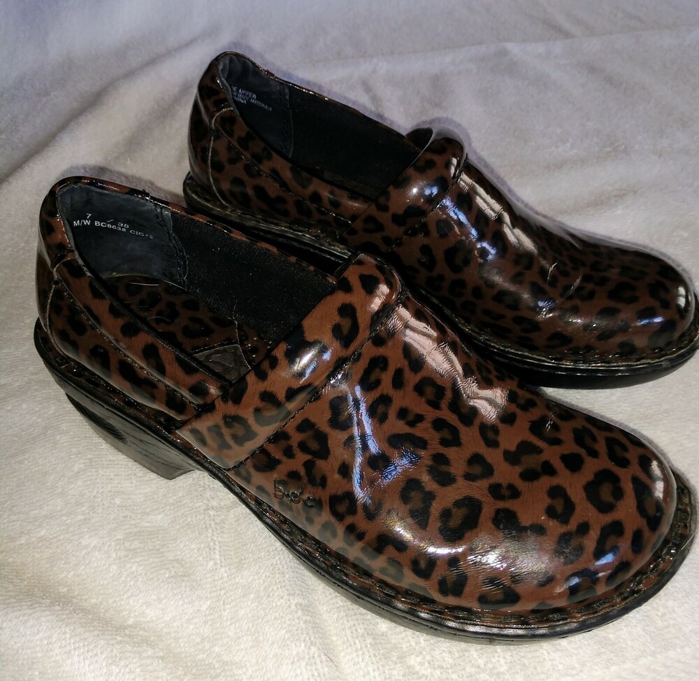 BOC Born Clogs Womens 7 M/W Brown Leopard Print Patent Leather Slip On Shoes